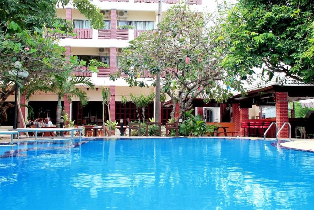 Mermaid's Beach Resort Jomtien фото 16
