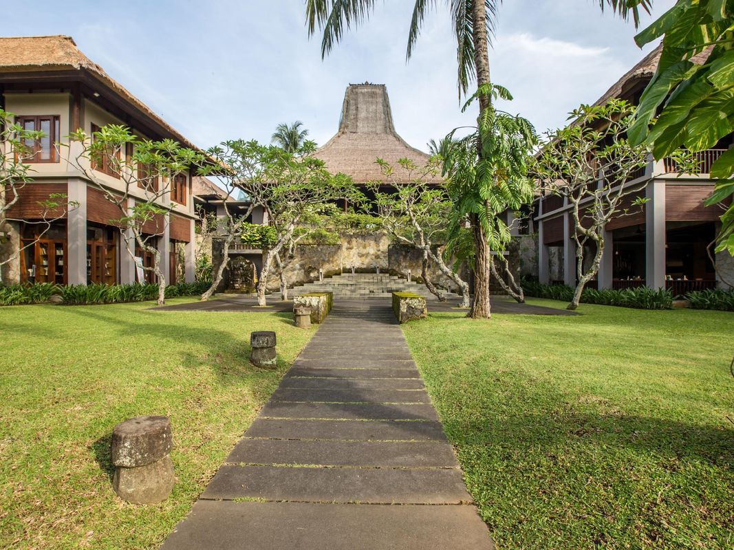Maya Ubud Resort & Spa фото 77