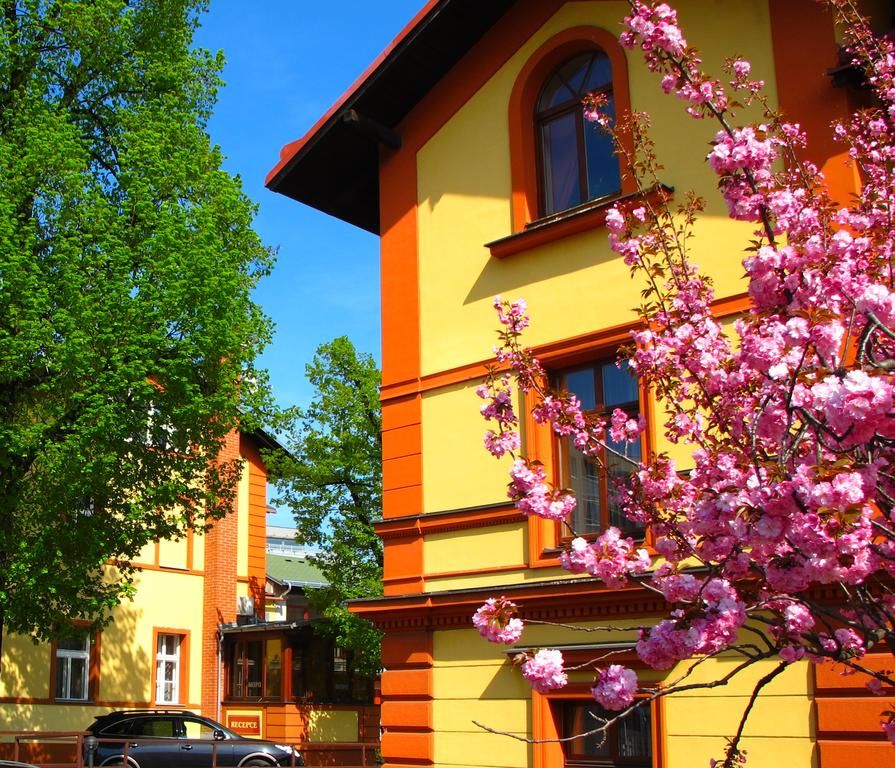 Hotel Alpin Avion фото 0