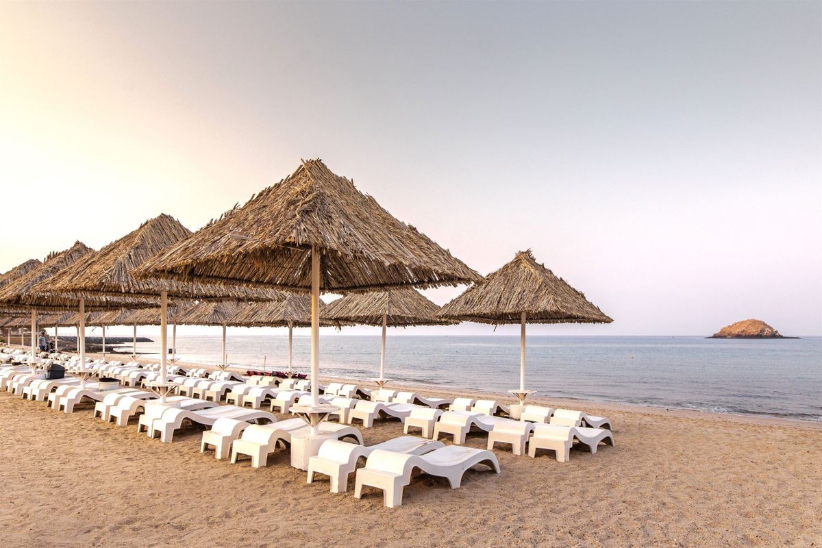 Royal Beach Hotel & Resort фото 6