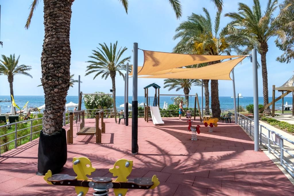 Constantinou Bros Athena Beach Hotel фото 62