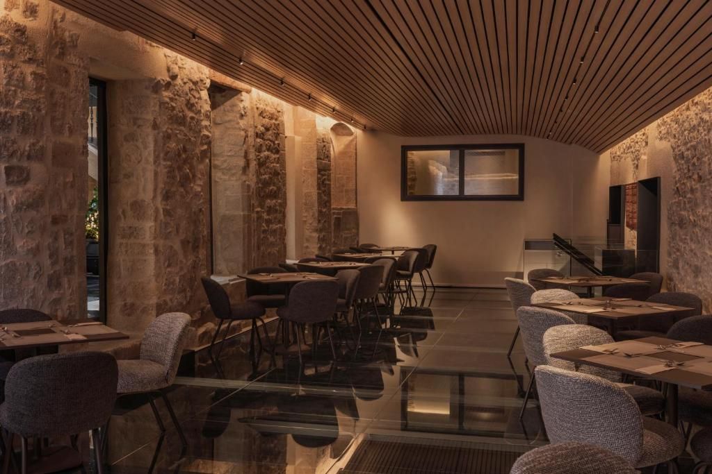 Gran Hotel Barcino фото 34