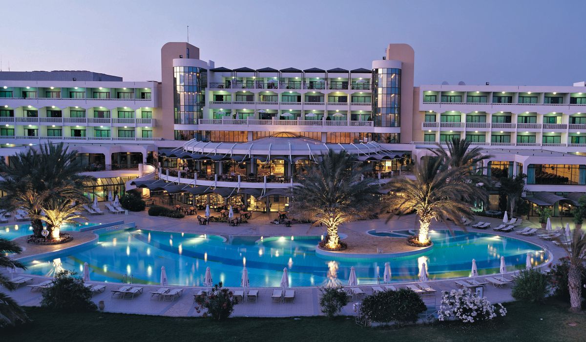 Constantinou Bros Athena Beach Hotel фото 70