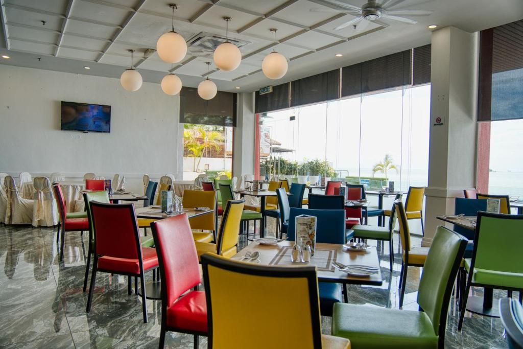Hotel Sentral Seaview фото 23