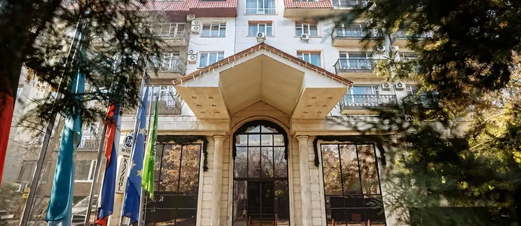Фото отеля Kazzhol Hotel