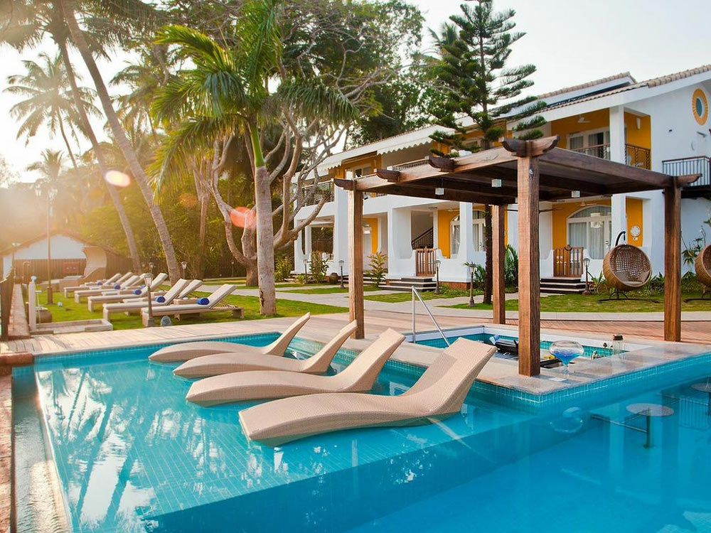 Acron Waterfront Resort фото 56