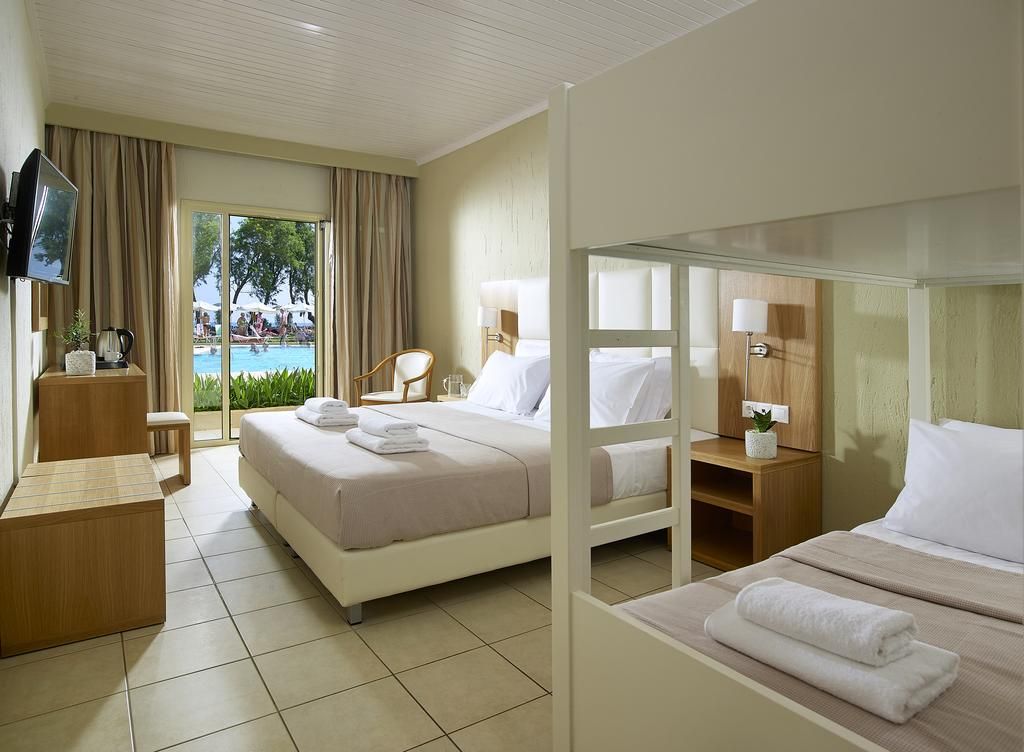 Malia Bay Beach Hotel & Bungalows фото 51