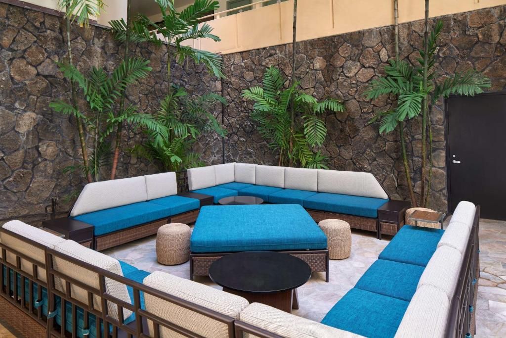 OHANA Waikiki Malia by Outrigger фото 11