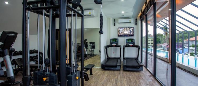 Фото отеля Surin Beach Residence