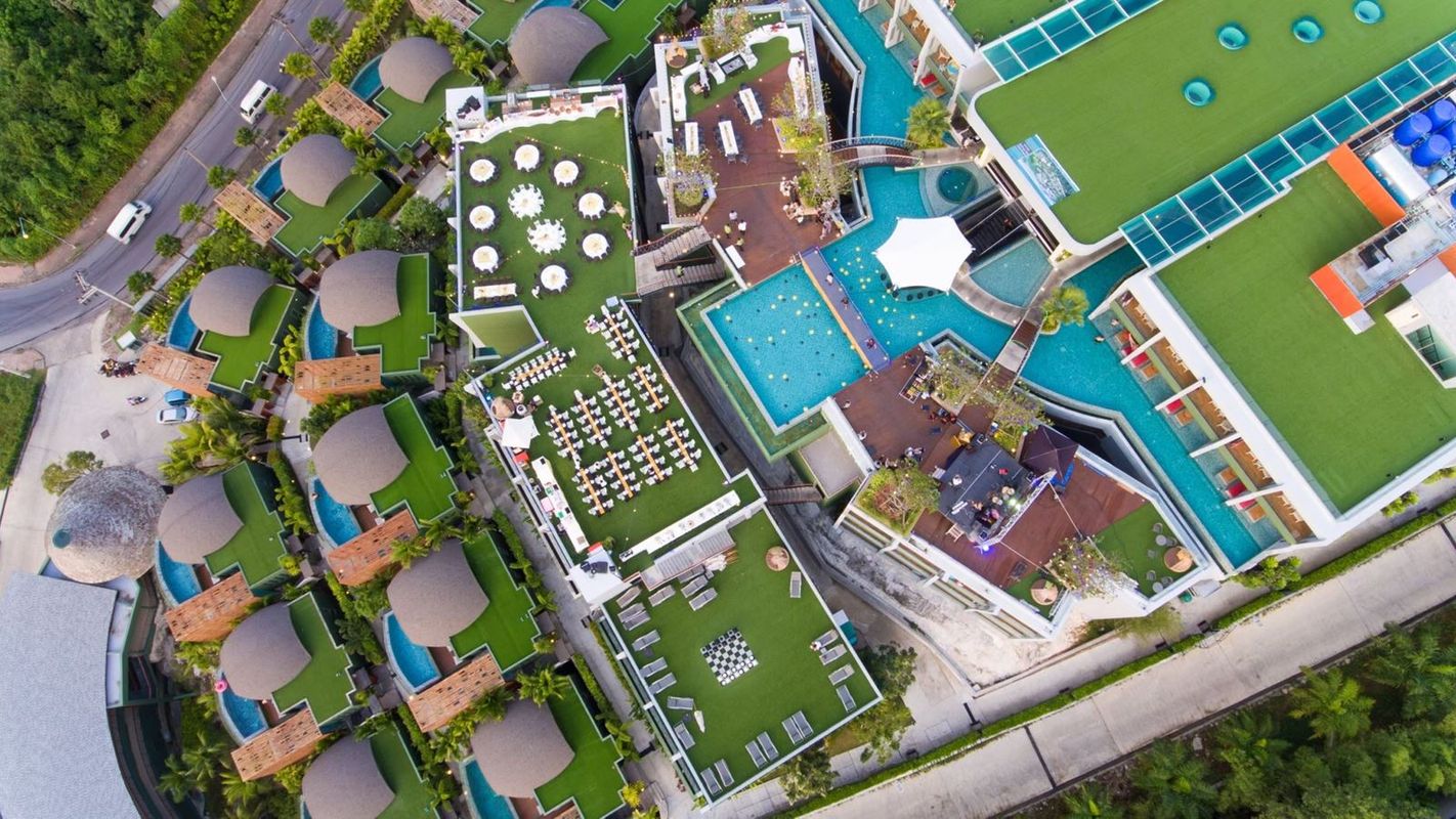 Crest Resort & Pool Villas фото 2