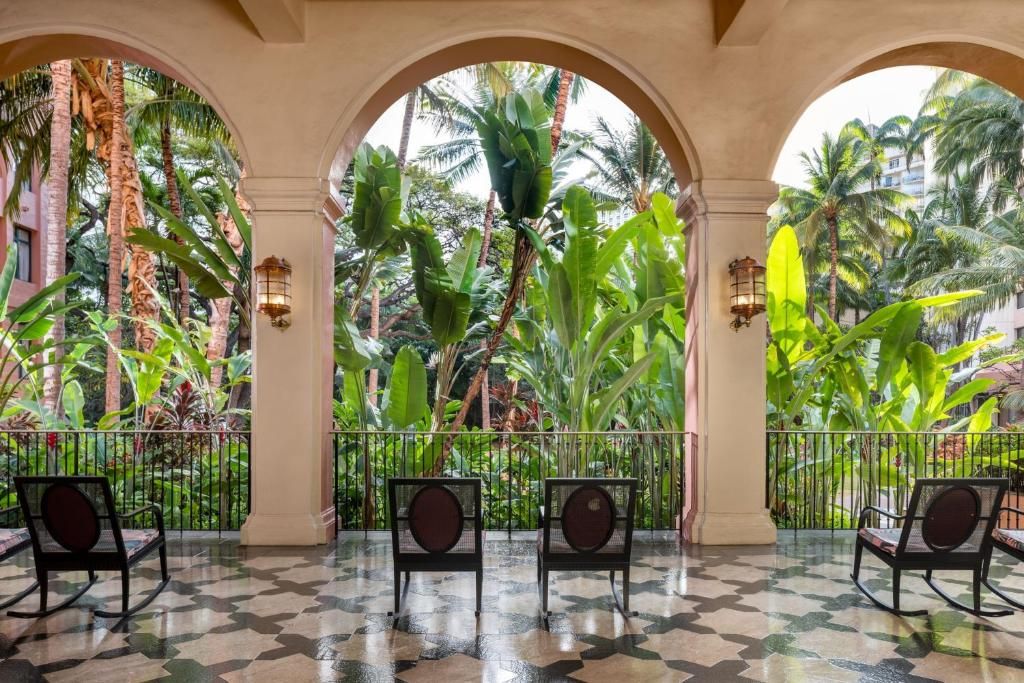 The Royal Hawaiian, A Luxury Collection Resort фото 54