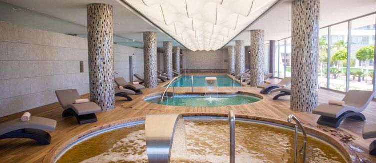 Фото отеля On'Live Hotel