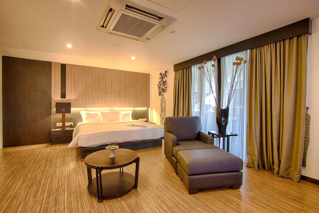 Lot 33 Boutique фото 15
