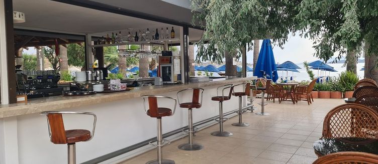 Фото отеля Nagi Beach