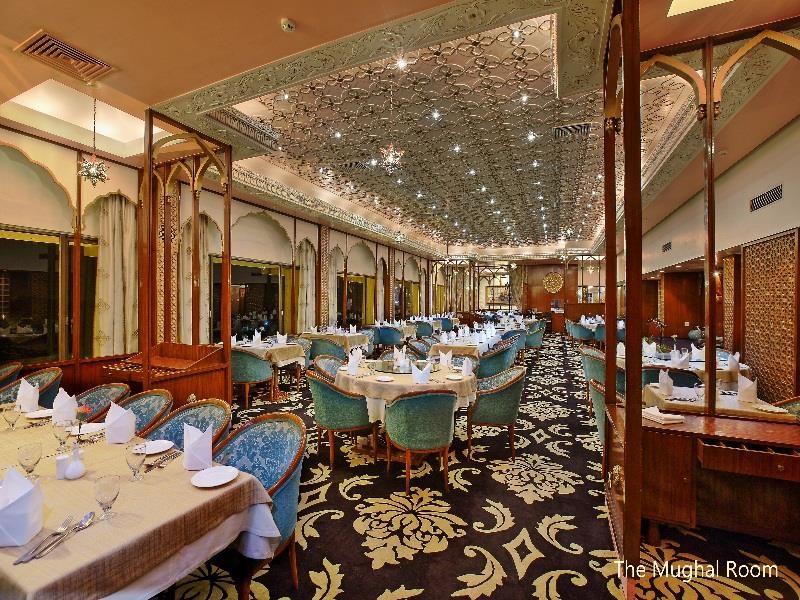 Hotel Clarks Shiraz фото 6