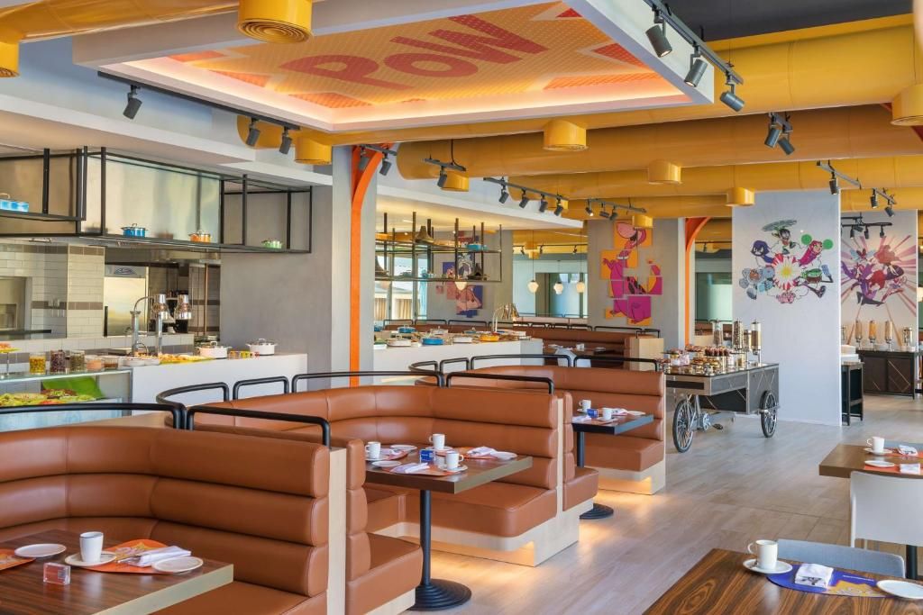 The WB Abu Dhabi, Curio Collection By Hilton фото 11
