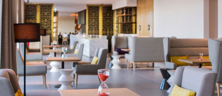 Фото отеля Novotel Muscat Airport