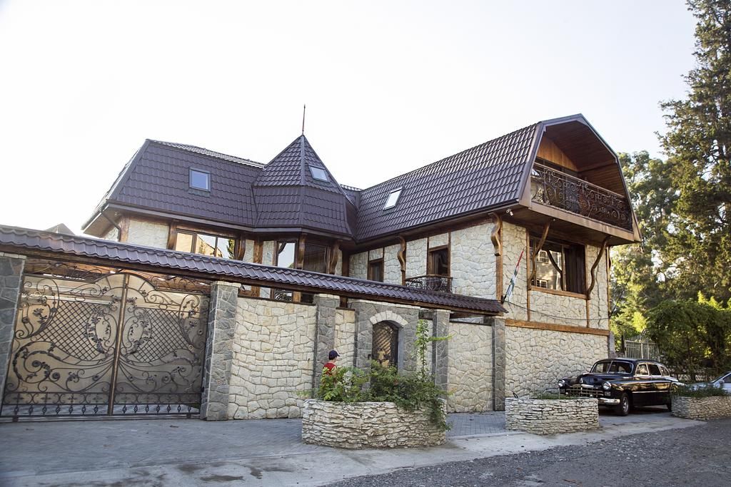 Гостиница «Guest Castle» фото 0