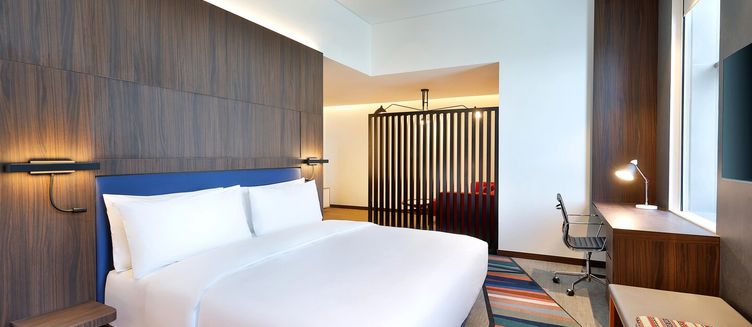 Фото отеля Aloft Dubai Airport