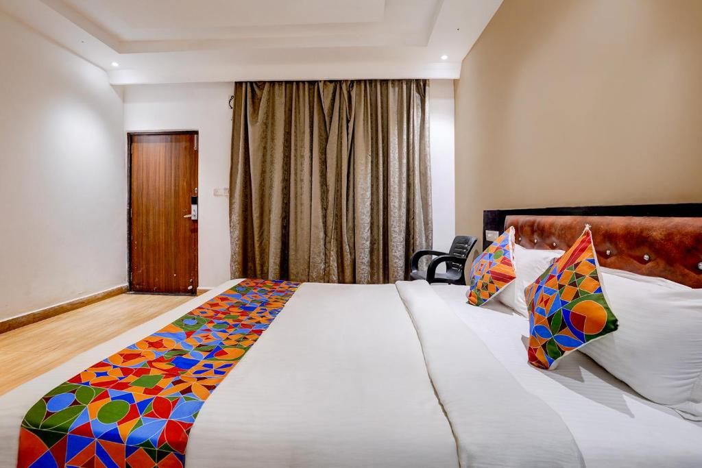 Bay Breeze Hotels & Resorts фото 35