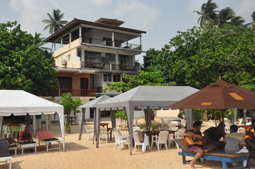 Wave Beach Resort Unawatuna фото 0