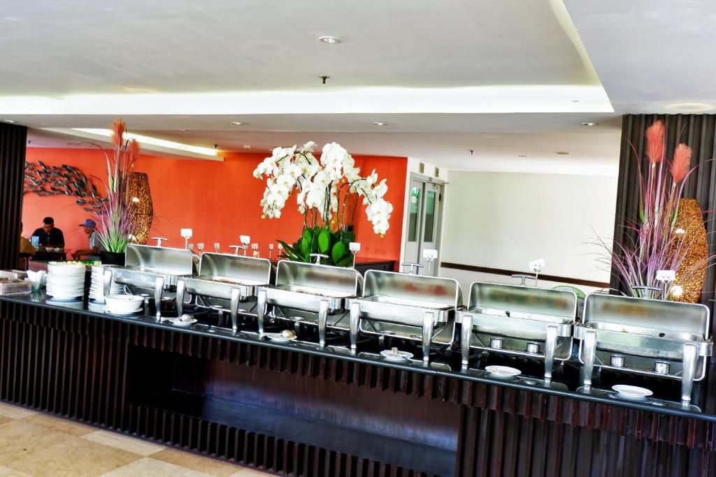B Hotel Bali & Spa фото 42