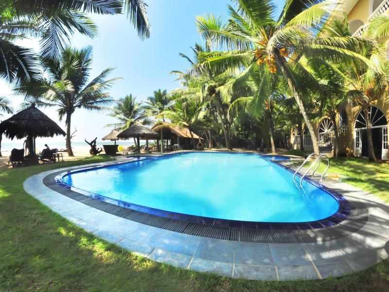 Royal Beach Resort фото 27