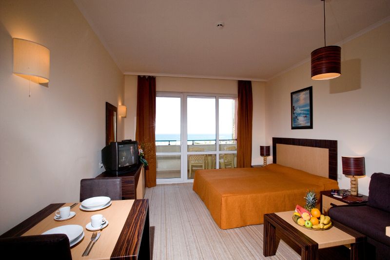 DIT Majestic Beach Resort фото 11