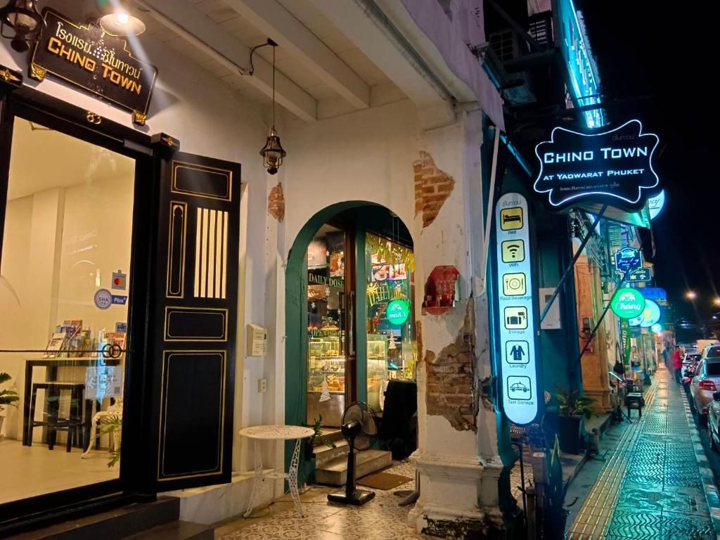 Chino Town Gallery Hostel фото 3