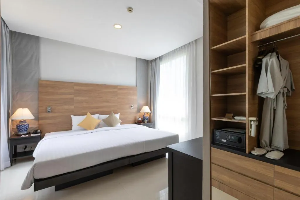 Kantary Beach Hotel Villas & Suites фото 3