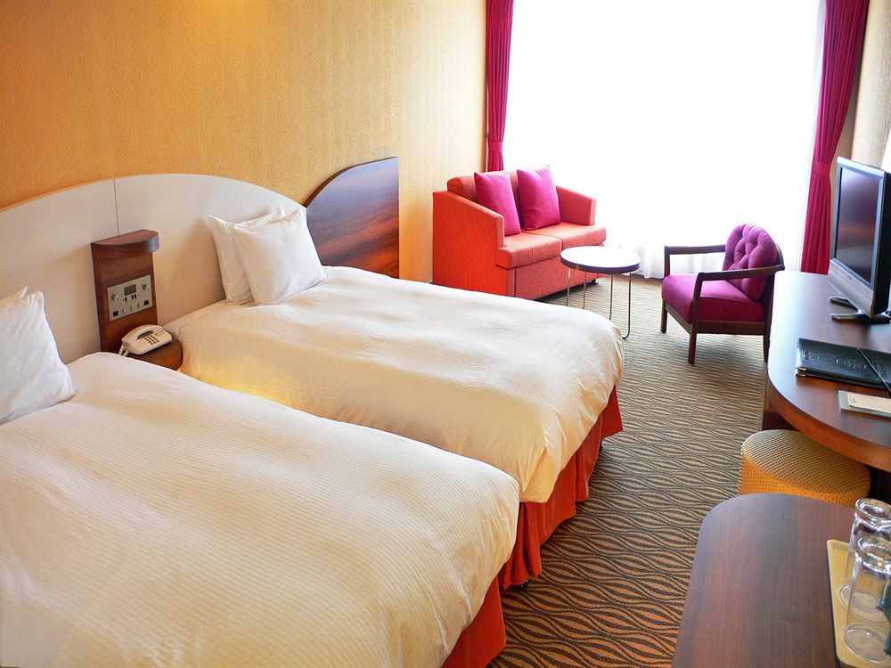 Sheraton Okinawa Sunmarina Resort фото 52