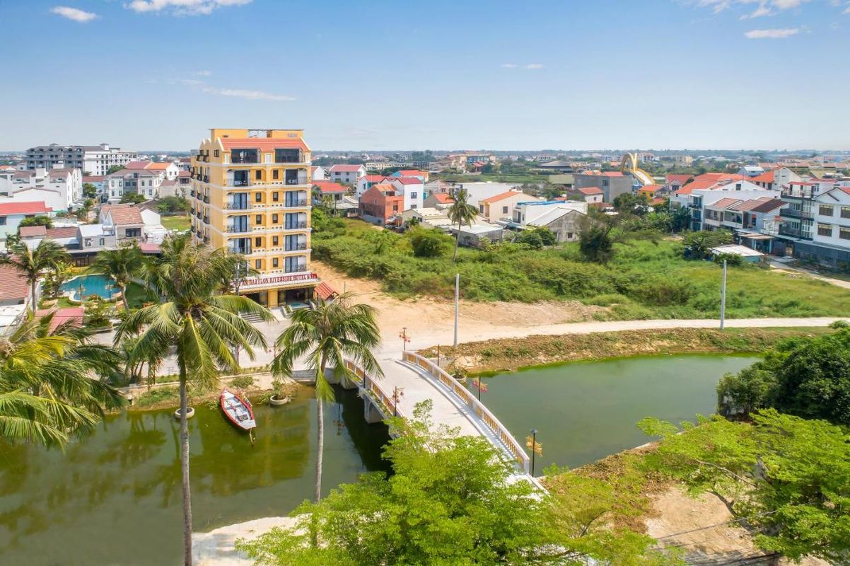 Hoi An Babylon Riverside Hotel & Spa фото 15
