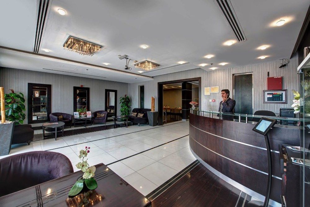 Beach Hotel Apartment фото 25
