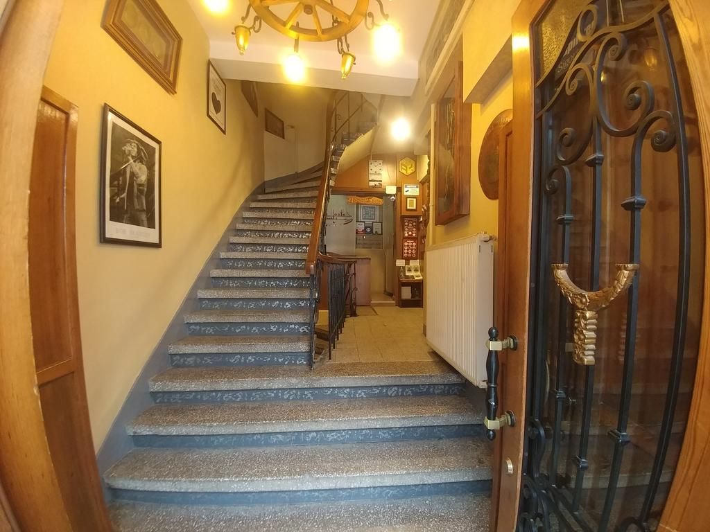 Хостел «Antique Hostel» фото 21