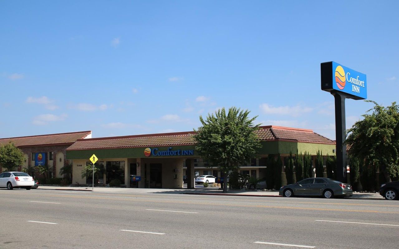 Comfort Inn Near Old Town Pasadena in Eagle Rock CA фото 23