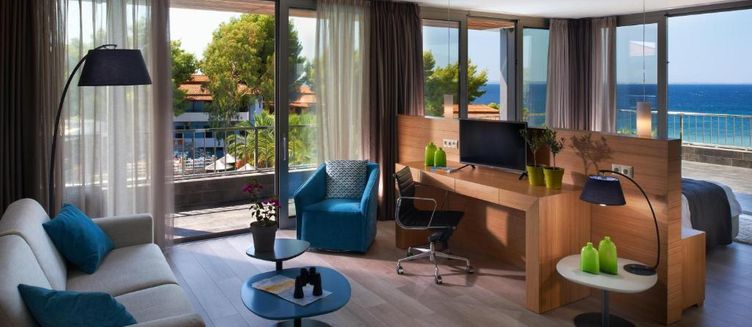 Фото отеля Blue Dolphin Hotel