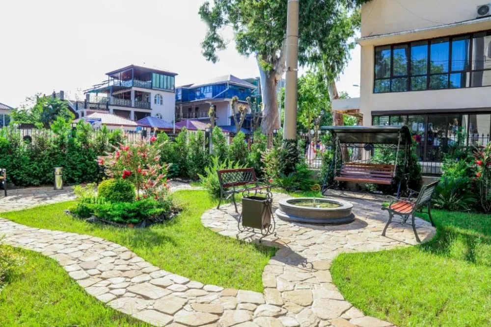 Grand Hotel Gagra фото 2