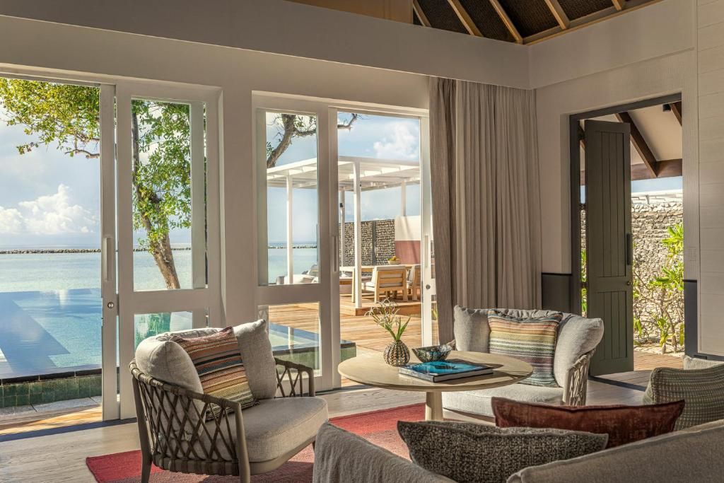 Four Seasons Resort Maldives at Landaa Giraavaru фото 59