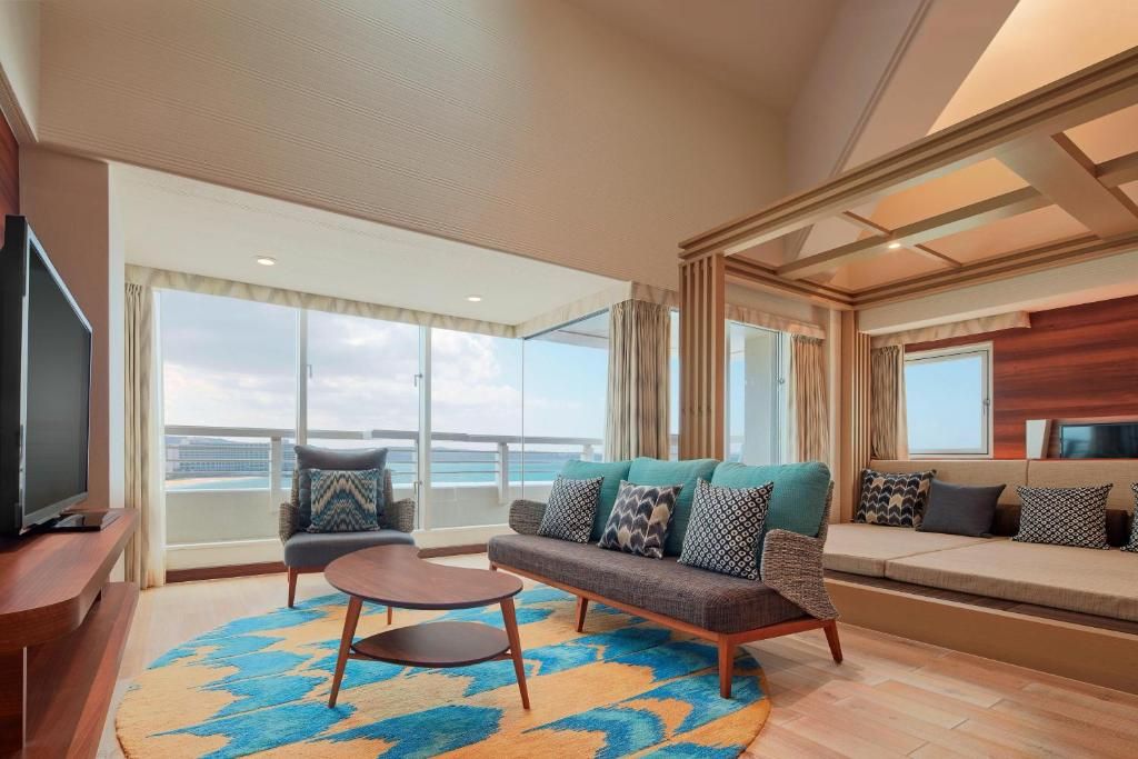 Sheraton Okinawa Sunmarina Resort фото 34