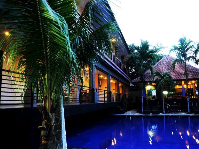 Taman Tirta Ayu Pool and Mansion фото 11