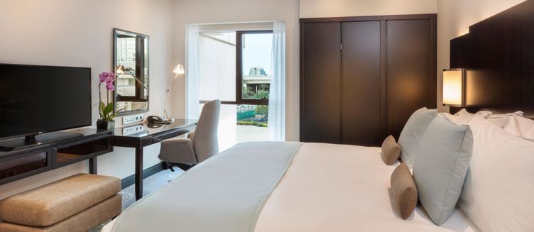 Фото отеля Crowne Plaza Bahrain