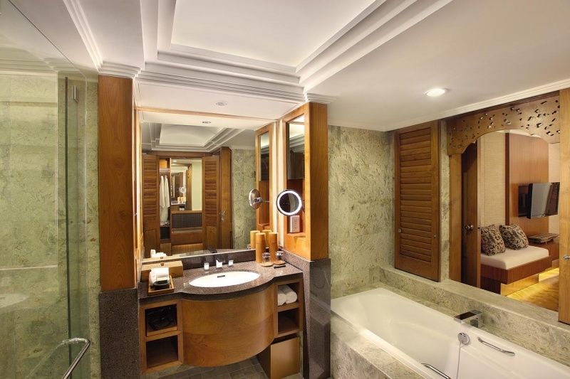 Nusa Dua Beach Hotel & Spa фото 70