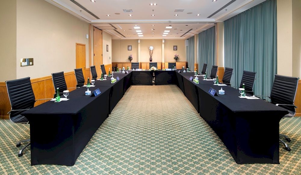 Radisson Blu Hotel & Resort, Al Ain фото 59