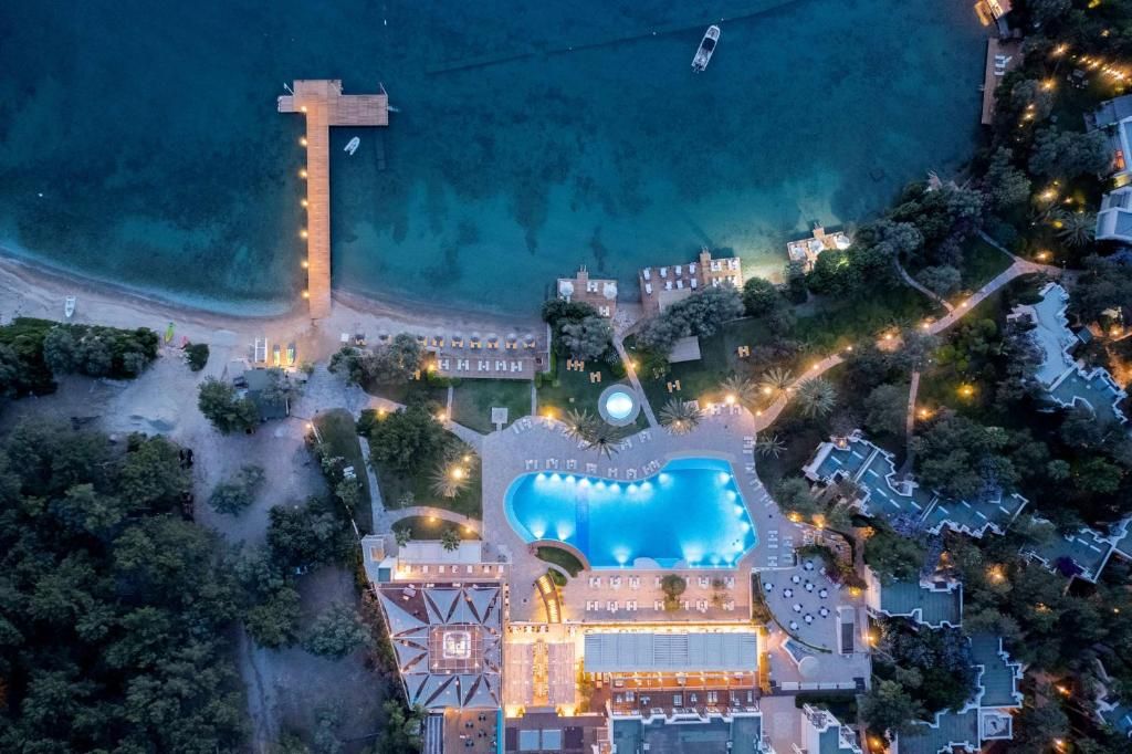 DoubleTree by Hilton Bodrum Isil Club Resort фото 101