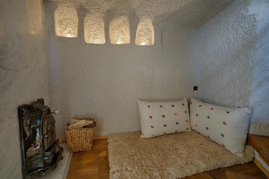Artemis Cave Suites фото 35