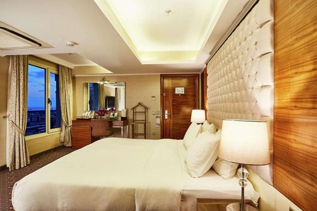 DoubleTree by Hilton Hotel Izmir - Alsancak фото 70