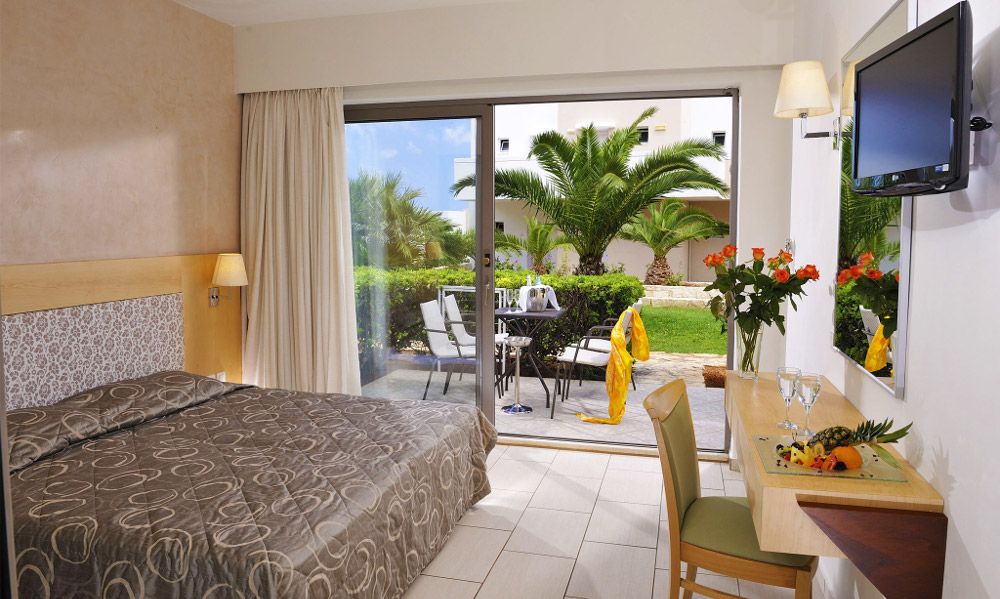 Grand Hotel Holiday Resort фото 11