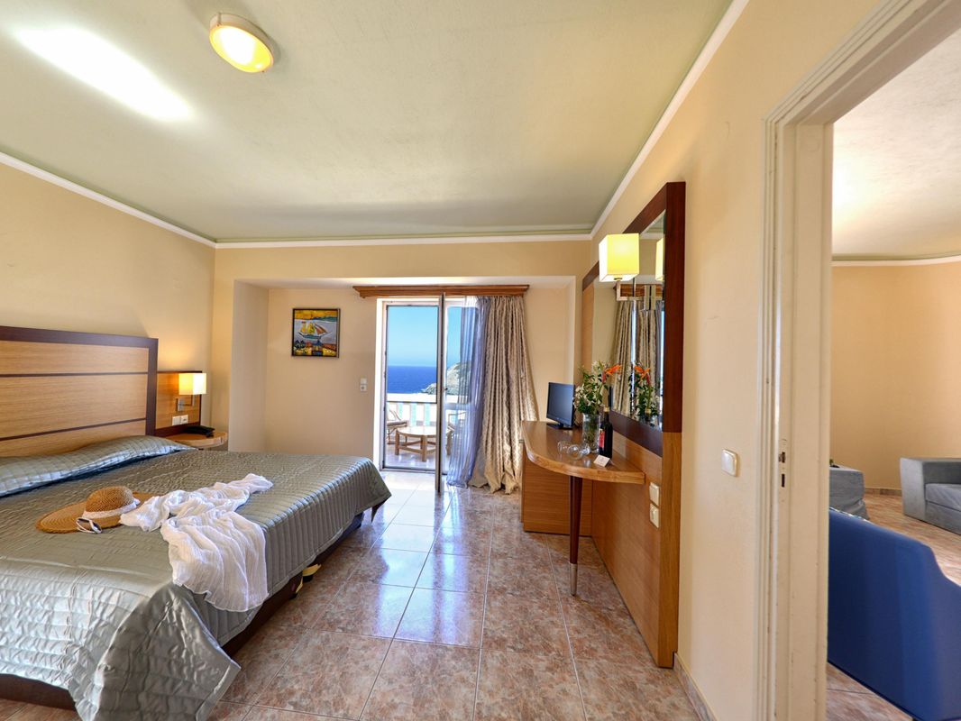 CHC Athina Palace Resort & Spa фото 4