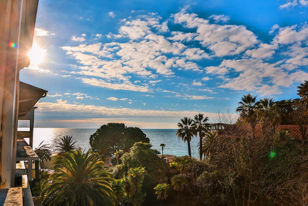 Old Gagra Hotel фото 86