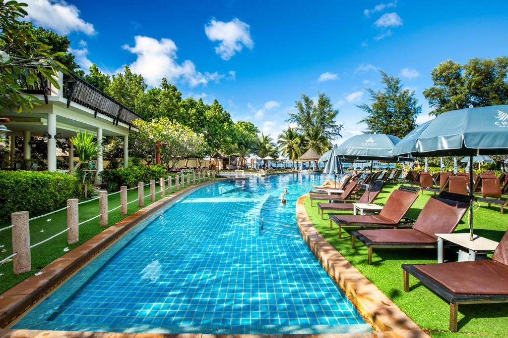 Lanta Cha Da Beach Resort and Spa фото 54